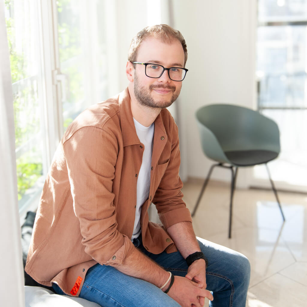 florian-bauerfeld.1024x1024 Florian Bauerfeld<br />
Geschäftsführer